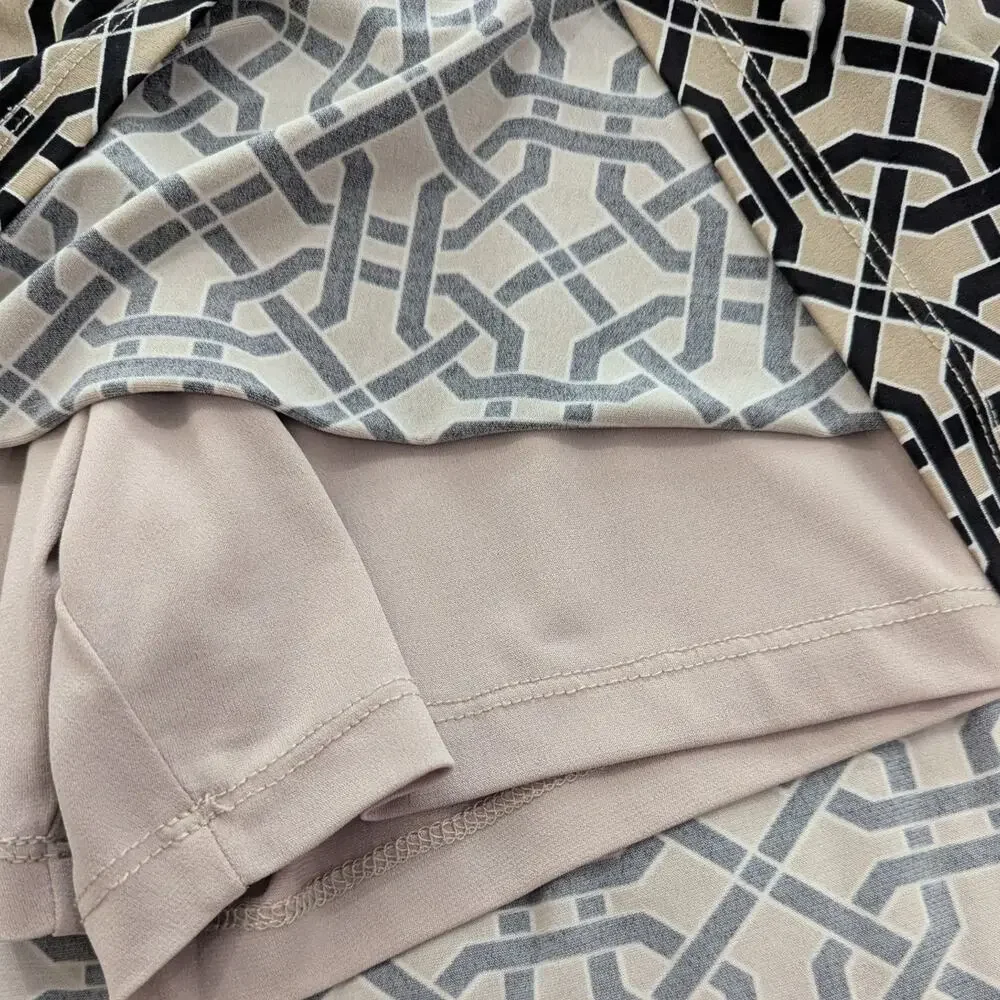 Susan Graver Liquid Knit Skort Sz Large Shorts under Skirt Beige Black Print - Picture 3 of 4